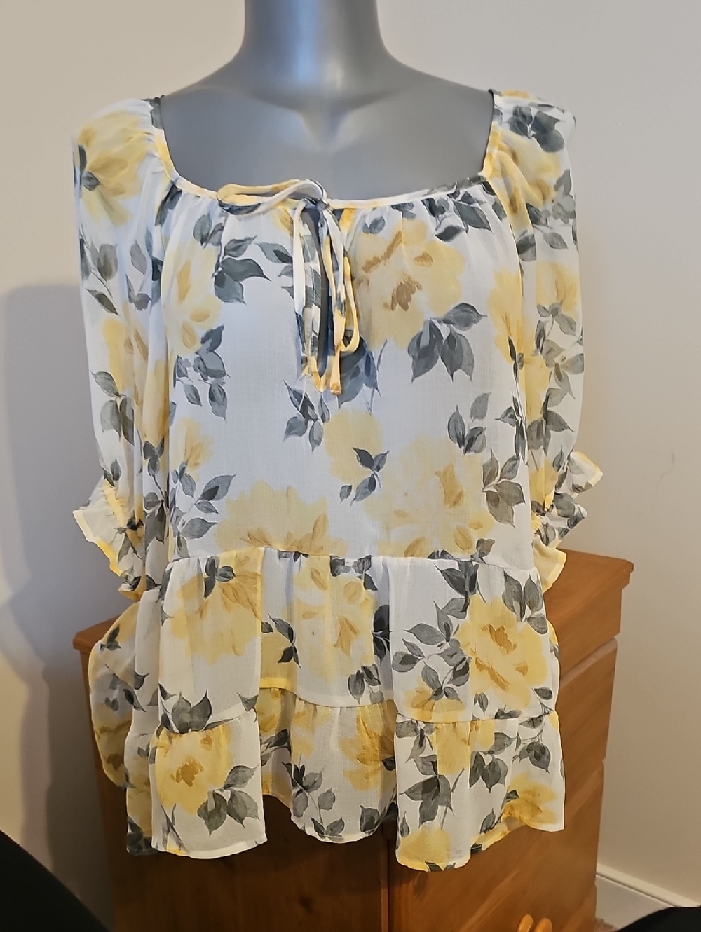 TORRID Yellow Floral Peasant Blouse with Gray Leaves